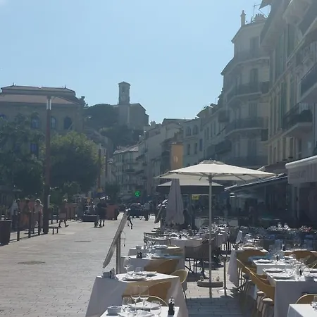 Appartement Place Du Suquet - In The Hart Of Old - 2 Min Walking Distance From Palais De Festivals&beaches