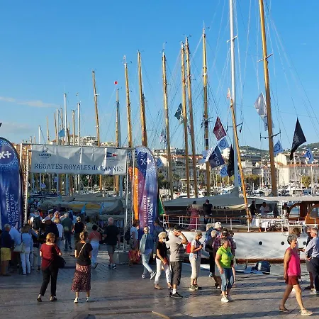 Place Du Suquet - In The Hart Of Old - 2 Min Walking Distance From Palais De Festivals And Beaches *