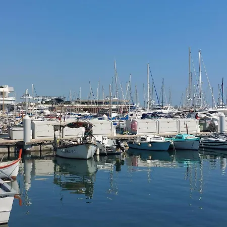 In The Hart Of Old - Place Du Suquet - 2 Min Walking Distance From Palais De Festivals And Beaches Apartment