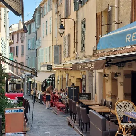 Apartment In The Hart Of Old - Place Du Suquet - 2 Min Walking Distance From Palais De Festivals And Beaches
