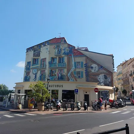 In The Hart Of Old - Place Du Suquet - 2 Min Walking Distance From Palais De Festivals And Beaches Apartment