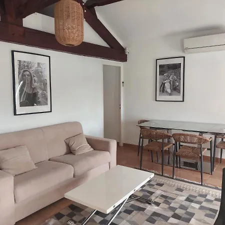 In The Hart Of Old - Place Du Suquet - 2 Min Walking Distance From Palais De Festivals And Beaches
